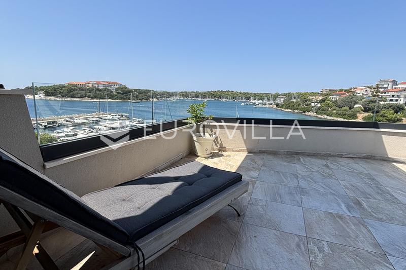 Medulin, Pješčana Uvala, ekskluzivan penthouse prvi red do mora - 8