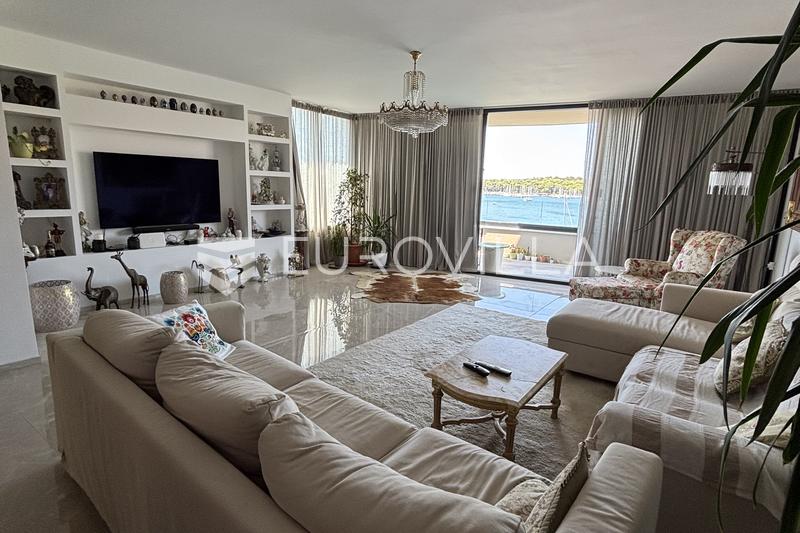 Medulin, Pješčana Uvala, ekskluzivan penthouse prvi red do mora - 19