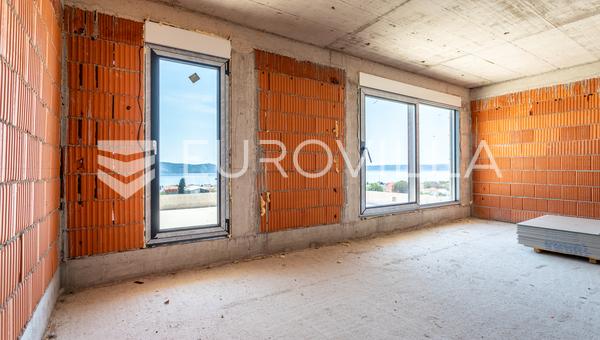 Kastel Sucurac, luksuriøs treværelses penthouselejlighed i nybyggeri, 120,72 m²