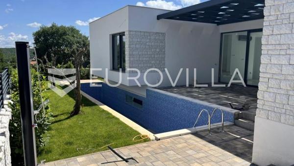Istrien, Rovinjsko Selo - lyxig markplansvilla om 218 m² med pool, jacuzzi och bastu