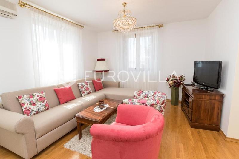 Crikvenica, winter rental, three-room apartment, 69 m², seafront, balcony with sea view - 11
