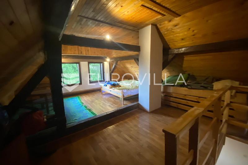 Zagreb, Gračani, lijepa kuća u parku prirode, 100 m² - 7