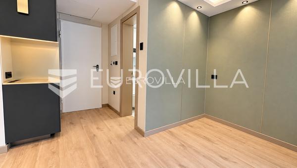 Crikvenica, EXCLUSIEF NIEUWBOUWPROJECT, appartement met één slaapkamer van 29 m² A27, vlak bij zee, wellness
