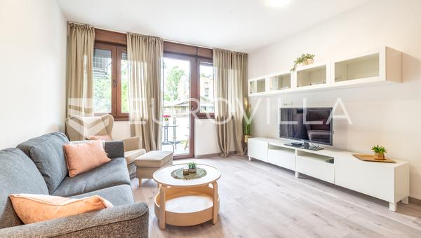 Zagreb, Centro, moderno apartamento de dos habitaciones con balcón, garaje PRIMERA ALQUILER
