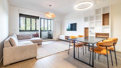 Zagreb, Heinzelova, VMD, toværelses lejlighed og 2 garager, 95 m²