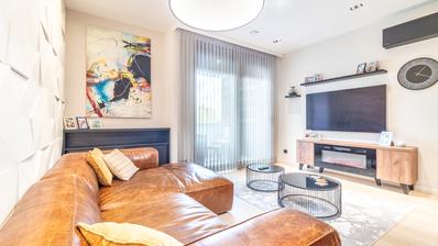 Zagreb, Strigina straat, eenkamerappartement 58 m² en garage 18 m²