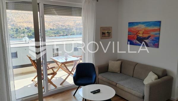 Šibenik, Grebaštica, möblerad tvårumslägenhet i nybyggt hus