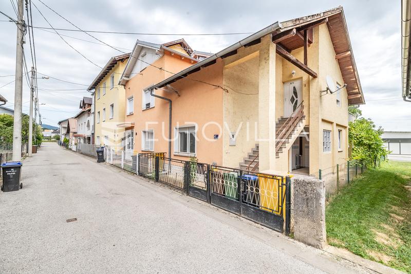 Zagreb, Gornja Dubrava, twee-onder-een-kapwoning met twee appartementen, 120 m² - 6