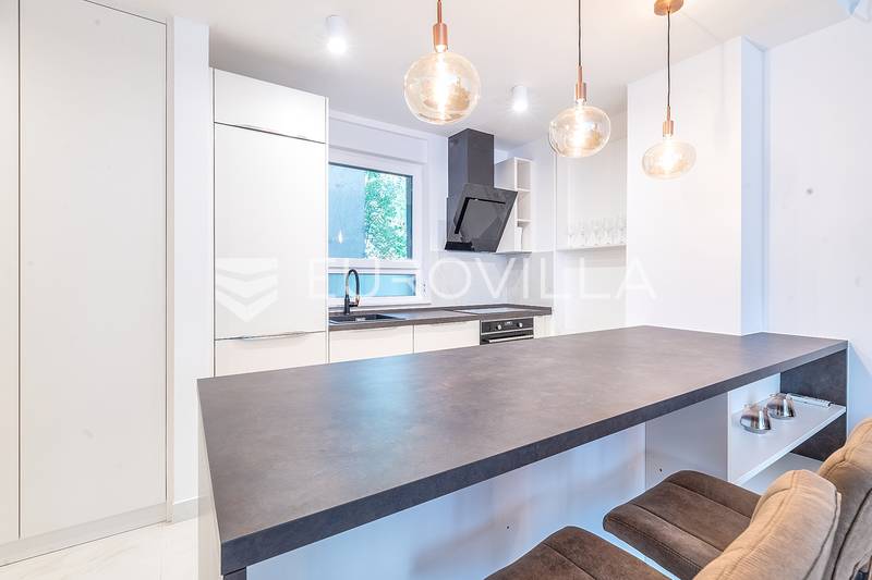 Zágráb, Britanski trg, stúdiólakás 50 m² loggiával, bérlés - 5