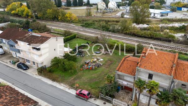 Metković, građevinsko zemljište 550 m²