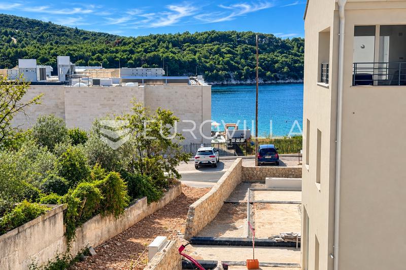 Cres, Melin, Tweekamerappartement 120 m² met twee loggia's en zeezicht, 100 m van het strand - 9