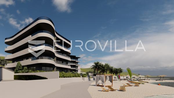 Okolica Trogira, luksuzni penthouse direktno na plaži