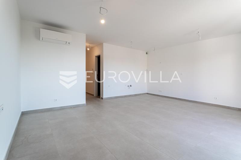 Ciovo, Okrug Gornji - apartamento de dois quartos com duas varandas e garagem - 15