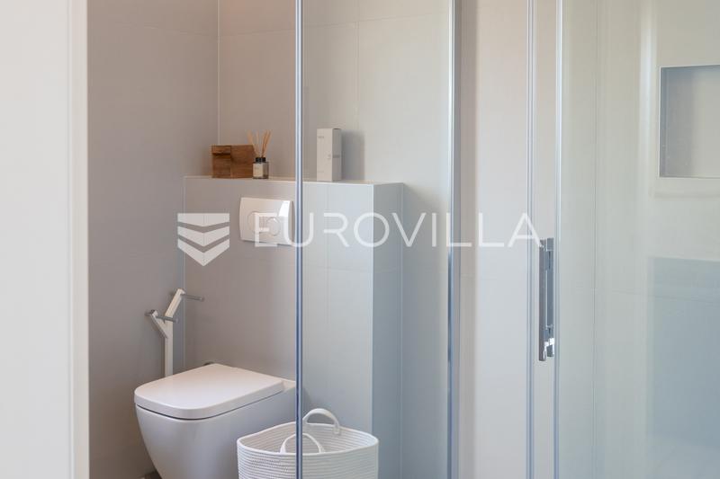 Istra, Poreč, Gedići prekrasna moderna kamena vila 165 m² s bazenom, najam - 40