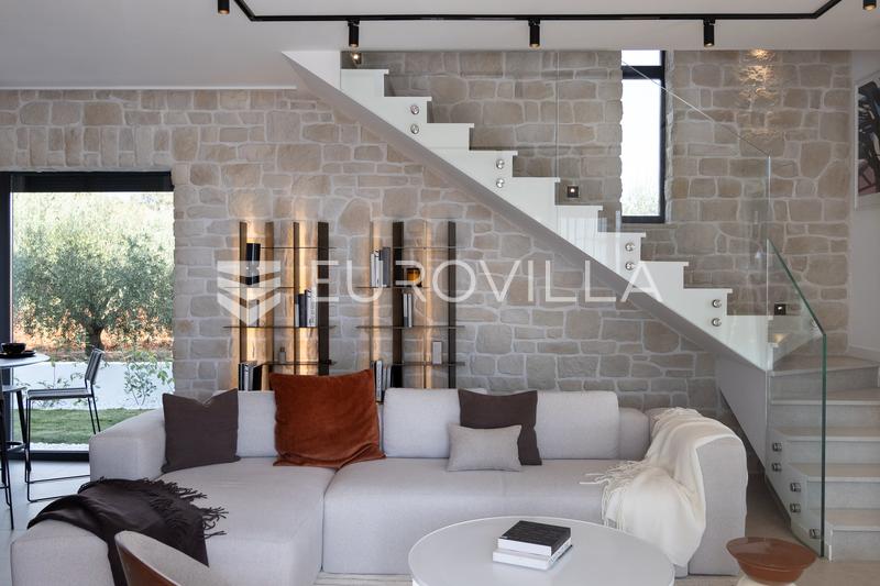 Istra, Poreč, Gedići prekrasna moderna kamena vila 165 m² s bazenom, najam - 24