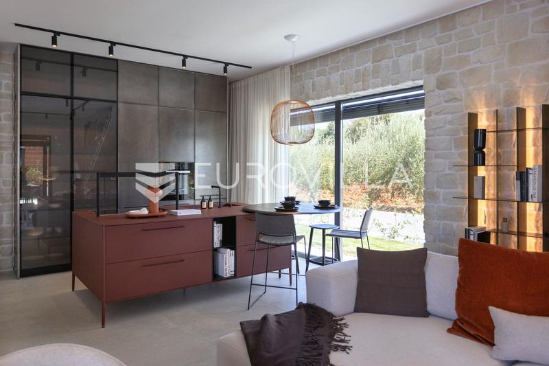Istra, Poreč, Gedići prekrasna moderna kamena vila 165 m² s bazenom, najam - 20