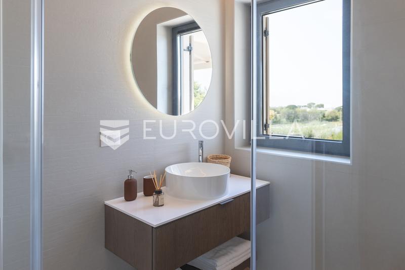 Istra, Poreč, Gedići prekrasna moderna kamena vila 165 m² s bazenom, najam - 34
