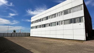 Osijek, Industrijska zona Čepin, poslovni prostor površine 150 m², prvi red do ceste