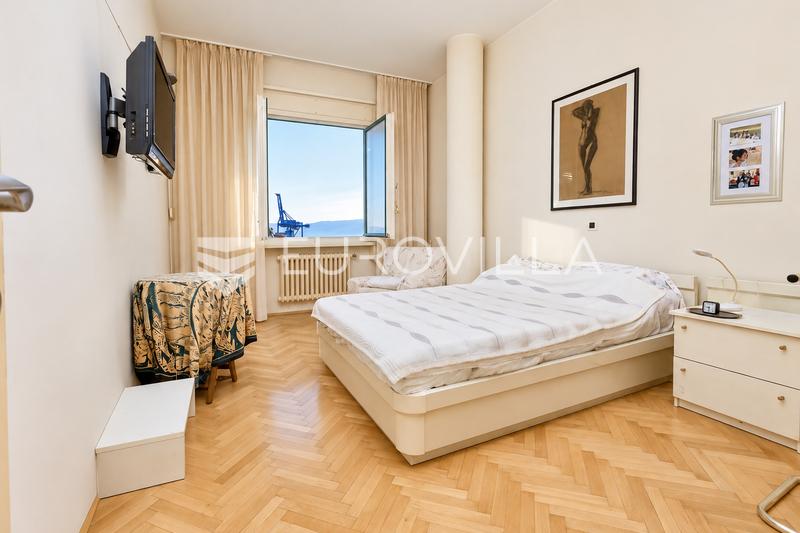 Rijeka, Pećine, prekrasan četverosoban gospodski stan 151 m², pogled na more - 10