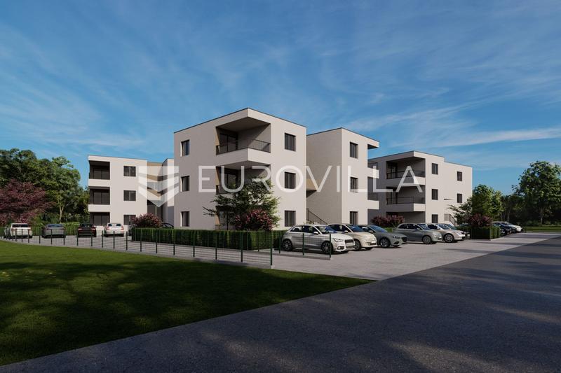 Šibenik, dvosoban stan u prizemlju s terasom i vrtom, 73,66 m²