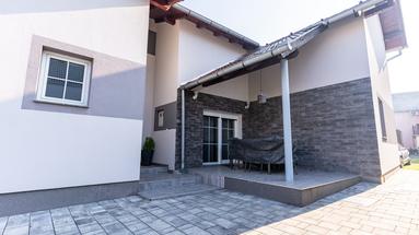Požega, modern house with garden 478 m²