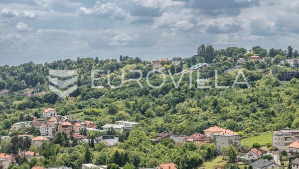 Zagreb, Šestinski Kraljevac, byggegrund på 1166 m² med smuk udsigt