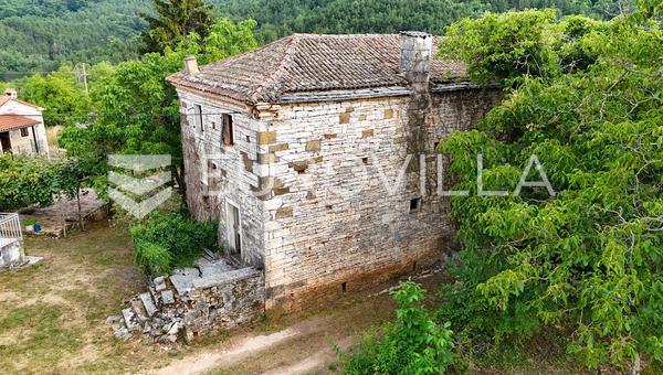 Istria, near Oprtalj - Authentic stone house with building land and outstanding potential