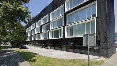Zagreb, Radnicka, moderne kontorlokaler på 613,69 m² på 3. sal i en kontorbygning