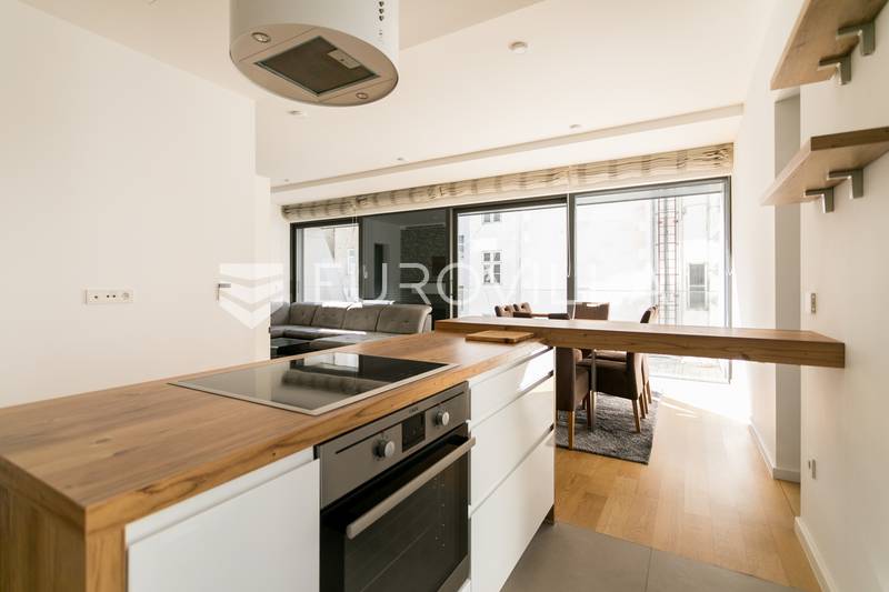 Zagreb, Ban centar luksuzan dvosoban stan 73 m² s garažom - 9