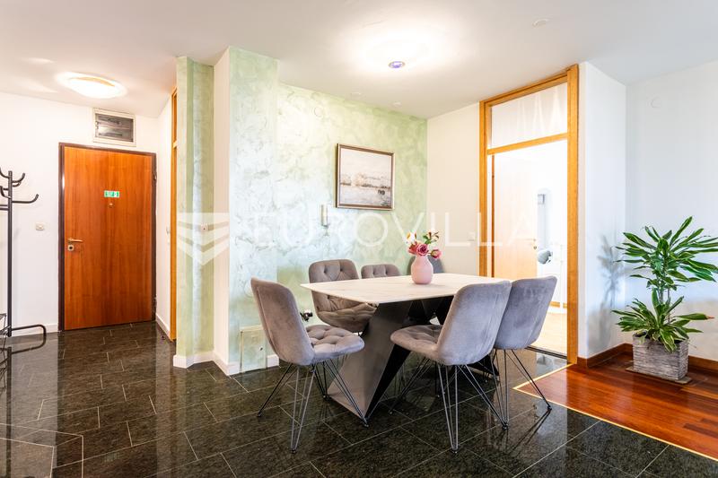 Split, Firule, furnished three-bedroom apartment in an excellent location