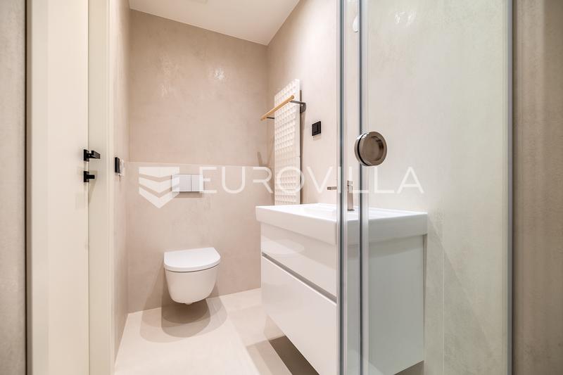 Langov Trg, luxury new building, four-bedroom apartment, two garage parking spaces, view of the Cath - 8