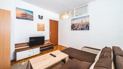Zaprešić, cómodo apartamento de dos habitaciones de 45 m²