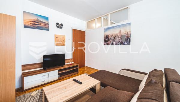 Zaprešić, apartamento confortável de dois quartos de 45 m²
