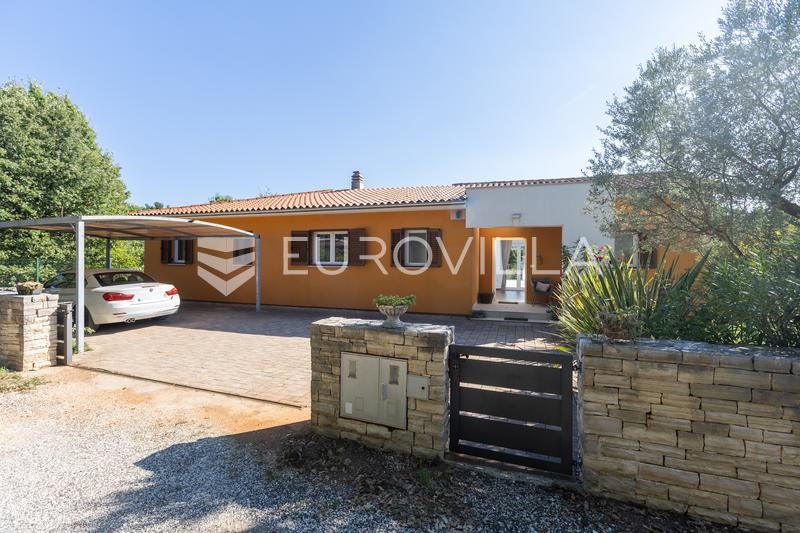 Svetvinčenat, To Moderne Villaer med Infinity Pools og Saunaer - En Etableret Turismeinvestering - 26