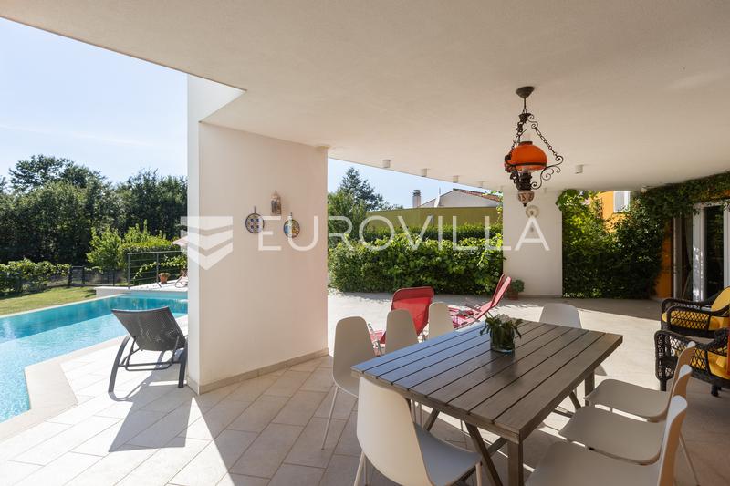 Svetvinčenat, To Moderne Villaer med Infinity Pools og Saunaer - En Etableret Turismeinvestering - 4