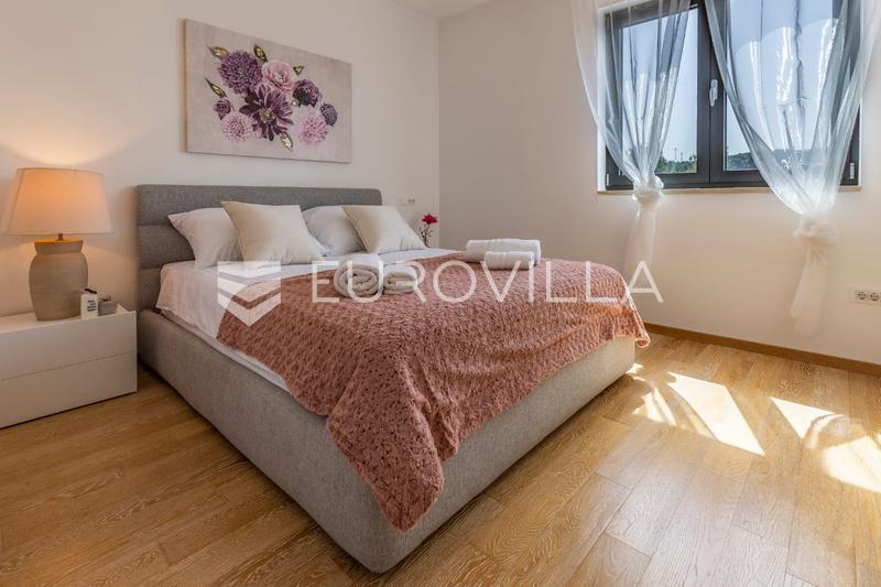 Istrien, Rovinj, Vermietung einer modernen Zweizimmerwohnung 88 m² mit Parkplatz und Garage - Meerblick - 10