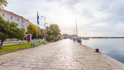 Šibenik, Bilice, bouwgrond met een oppervlakte van 10.617 m²