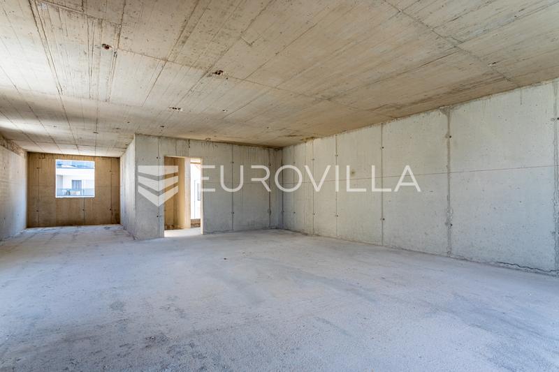 Makarska, appartamento bilocale con vista mare e ampia terrazza - 4