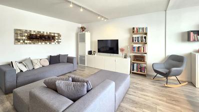 Dugo selo, namješteni četverosobni stan, 97 m²