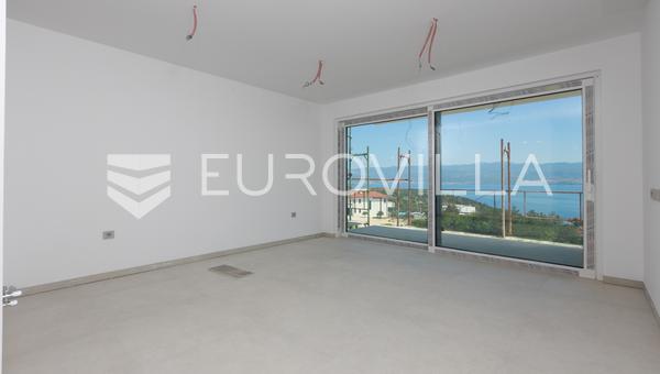 Insel Krk, Vrbnik, moderne Wohnung mit Meerblick, zusätzlichem Studiobereich und Garten
