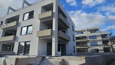 Kastel Stari, luxus apartman 102 m² épület lifttel, garázzsal és tengerre néző kilátással