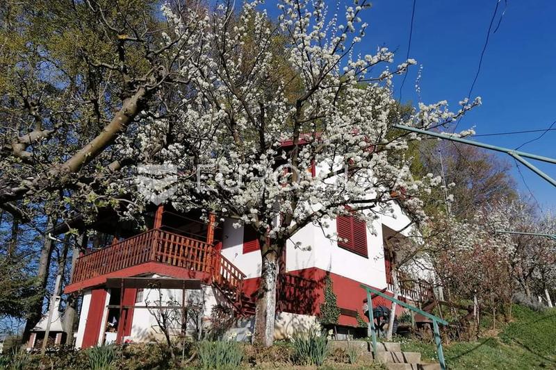 Gornji Kneginec, Varaždin Breg, vikendica s pogledom površine 74 m²