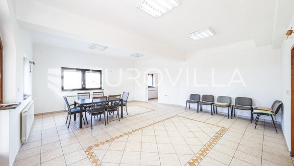 Sveta Nedjelja, Kerestinec, espaço de escritório 70 m², estacionamento
