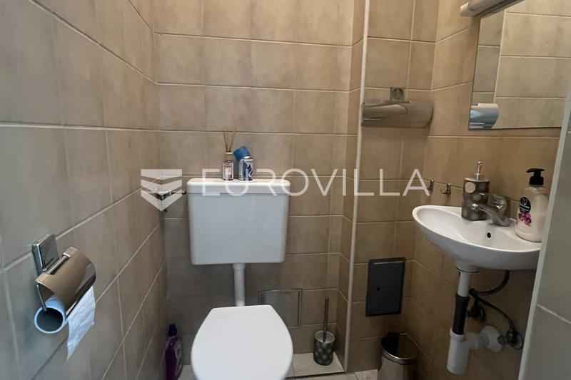 Slavonski Brod, Bymidte - Erhvervslokaler, 15,50 m² - 3
