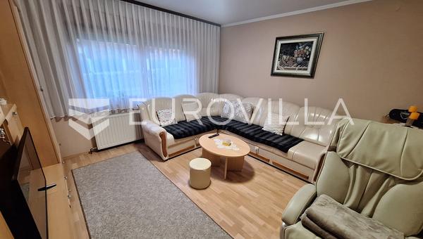 Netretić, Jarče Polje, ev 250 m², Kupa Nehri'ne 200 m