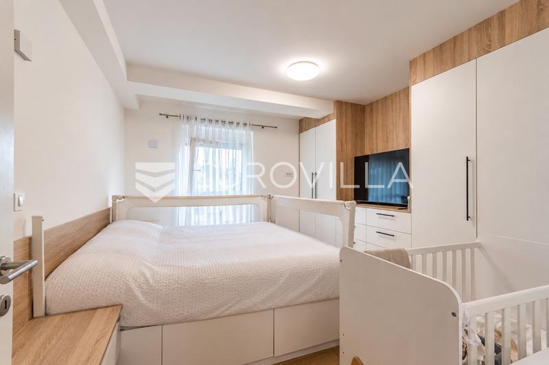 Varaždin, Kukuljevićeva - Moderne fireværelses lejlighed, 148,75 m², 2 parkeringspladser - 5