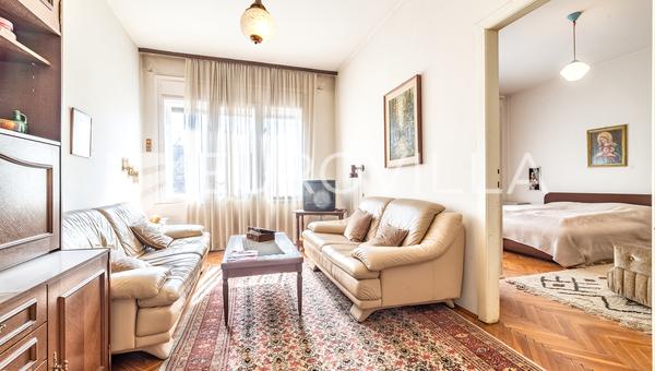 Zagreb, Vlaska, un funcional apartamento de tres habitaciones de 91 m²