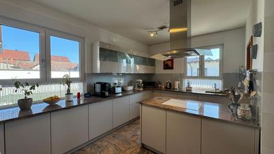 Đakovo, vrhunska prizemnica, elegancija i prostranost na 267 m²