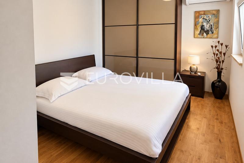 Crikvenica, Dramalj, à louer, spacieux appartement trois pièces 70 m², terrasse, parking - 12