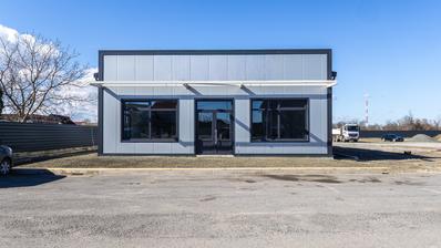 Velika Kopanica, 300 m²-es kereskedelmi terület a D7-es főút mellett